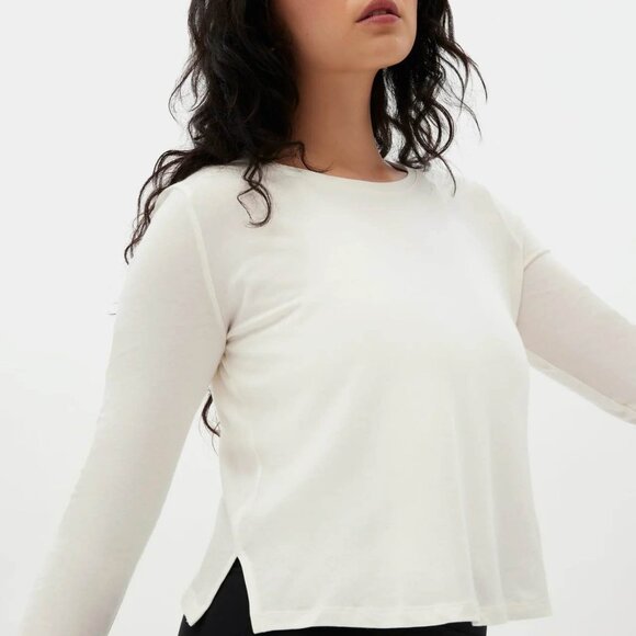NWT Girlfriend Collective Ivory Recycled Cotton Long Sleeve Crew, size M - Picture 3 of 5